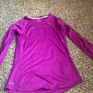 nike long sleeve